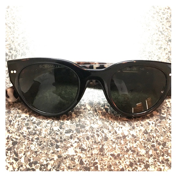 Bcbg Max Azaria - Picture 1 of 3